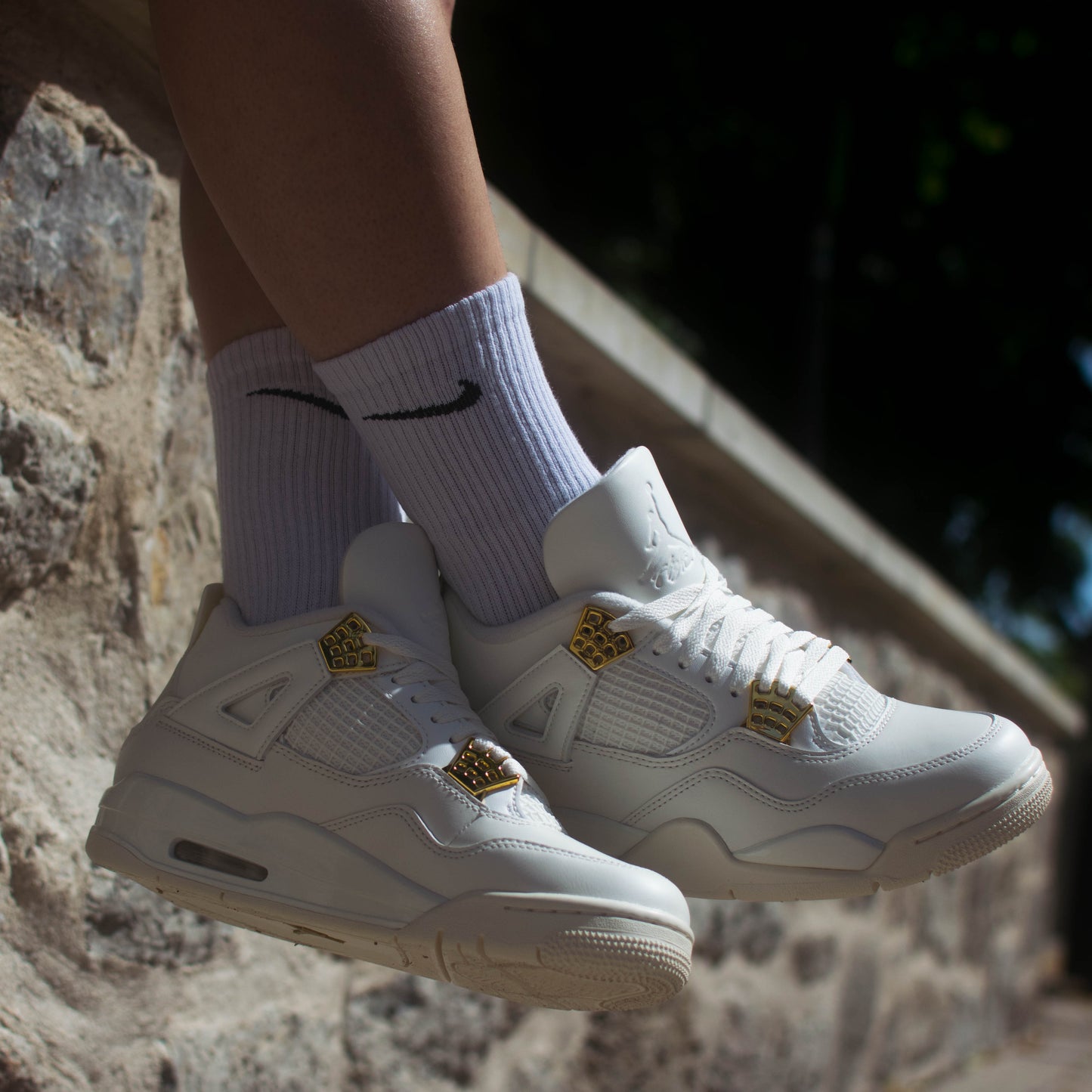 Air Jordan 4 Metallic Gold